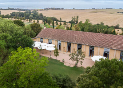 Vue aérienne du Domaine le Meillon salle de mariage dans le Gers près de Toulouse